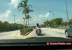 Tình dục đam mê sec ong ba gia của một nam tàn bạo và một con chó cái lông đỏ