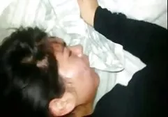 Brunette clip sec may bay ba gia Hardcore ướt đẫm trong cum