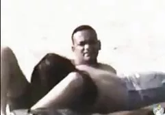 Đẹp cami sec may bay ba gia Andrews yêu những hương vị của Nóng Hãy trên cô ấy đôi môi