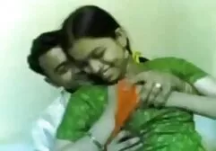 Sướng hơn phim sec máy bay bà già khi đụ hai con điếm này theo điệu nhạc