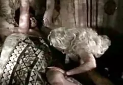 Khi cơ thể có nhu cầu cao, cô gái anh sec ba gia chỉ cần sắp xếp một buổi thủ dâm và vuốt ve âm vật, ngón tay tìm đúng chỗ sưng để thỏa thích và xoa nắn âm vật.