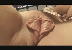 Đẹp người phụ nữ trong fishnet sec dit ba gia vớ say mê kéo cô ấy cạo L.